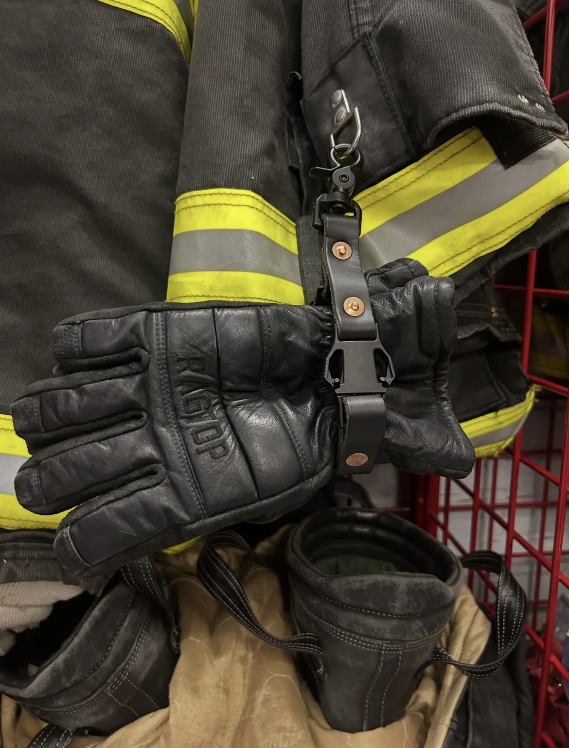 Adjustable Glove Strap